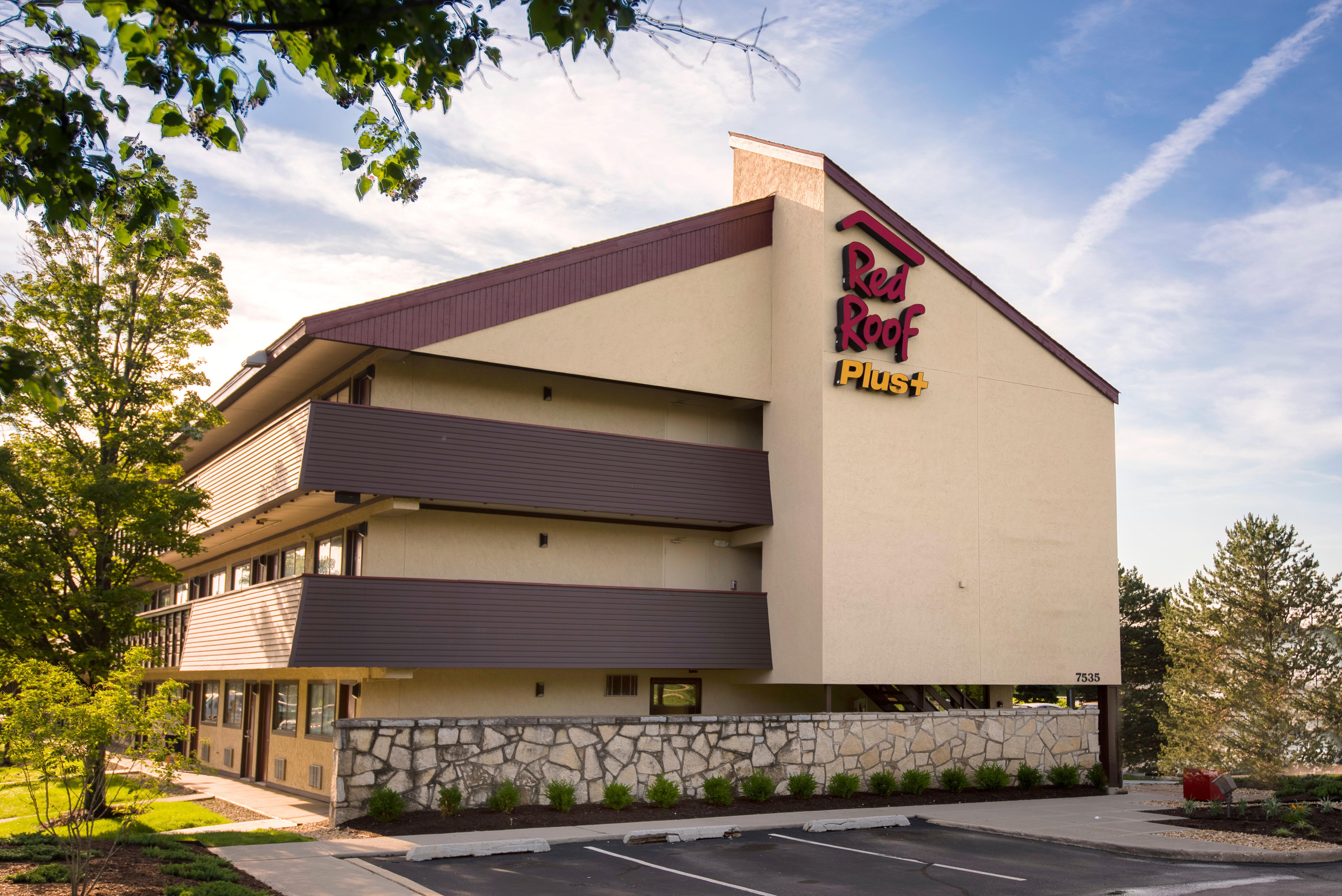 Red Roof Inn Plus+ Chicago - Willowbrook Εξωτερικό φωτογραφία